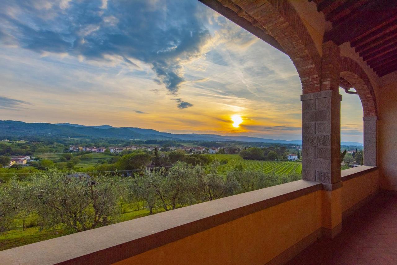 Villa Petrea Bucine Bagian luar foto