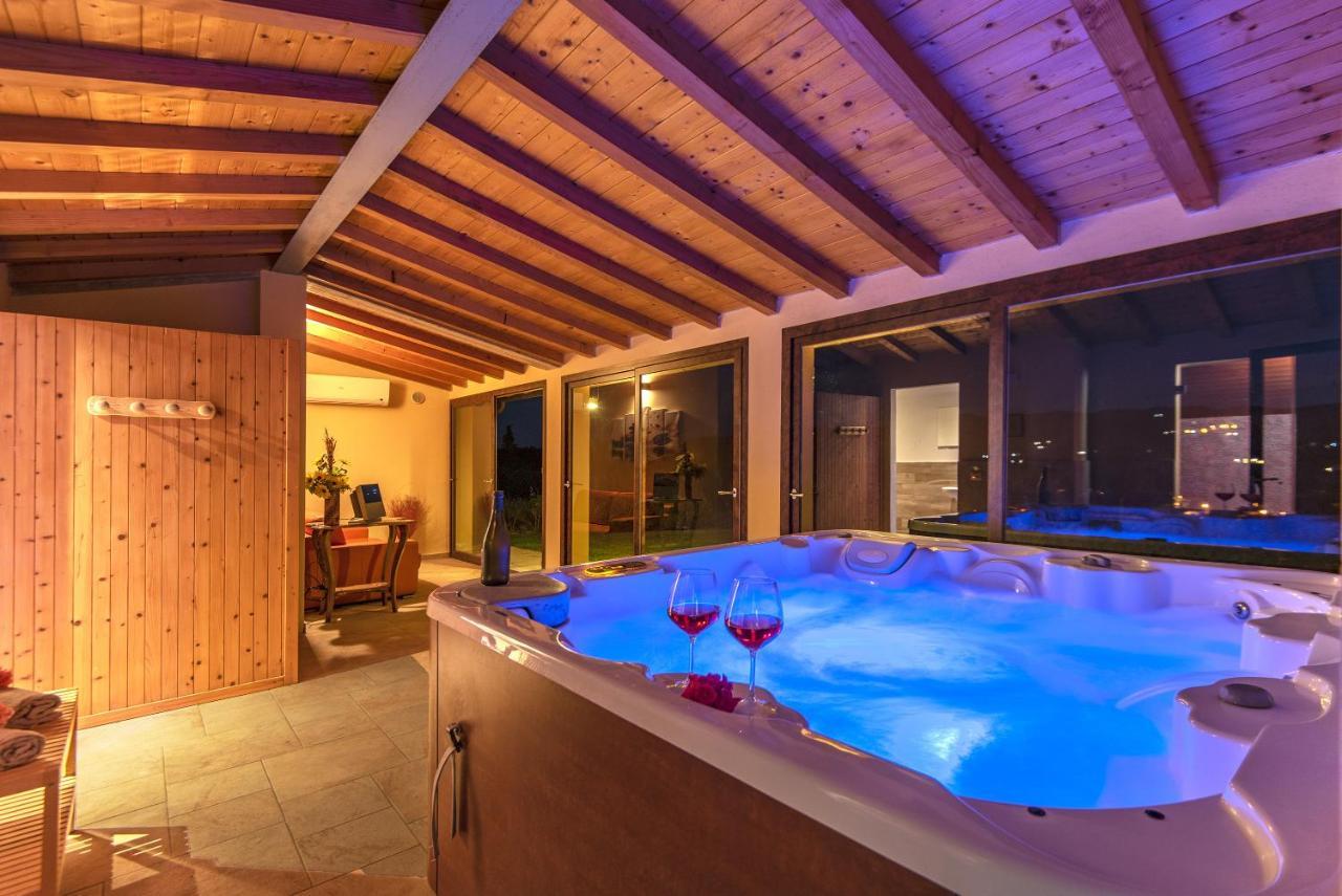 Villa Petrea Bucine Bagian luar foto