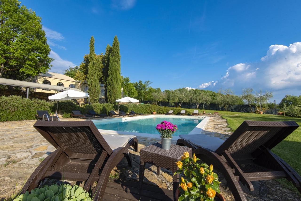 Villa Petrea Bucine Bagian luar foto